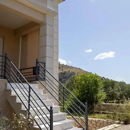 Prázdninový dům Oriana House Nea Tirins