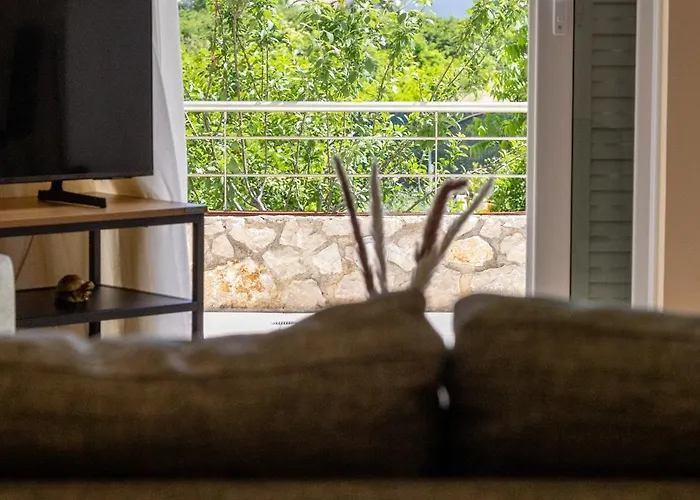 펜션 Oriana House Nea Tirins